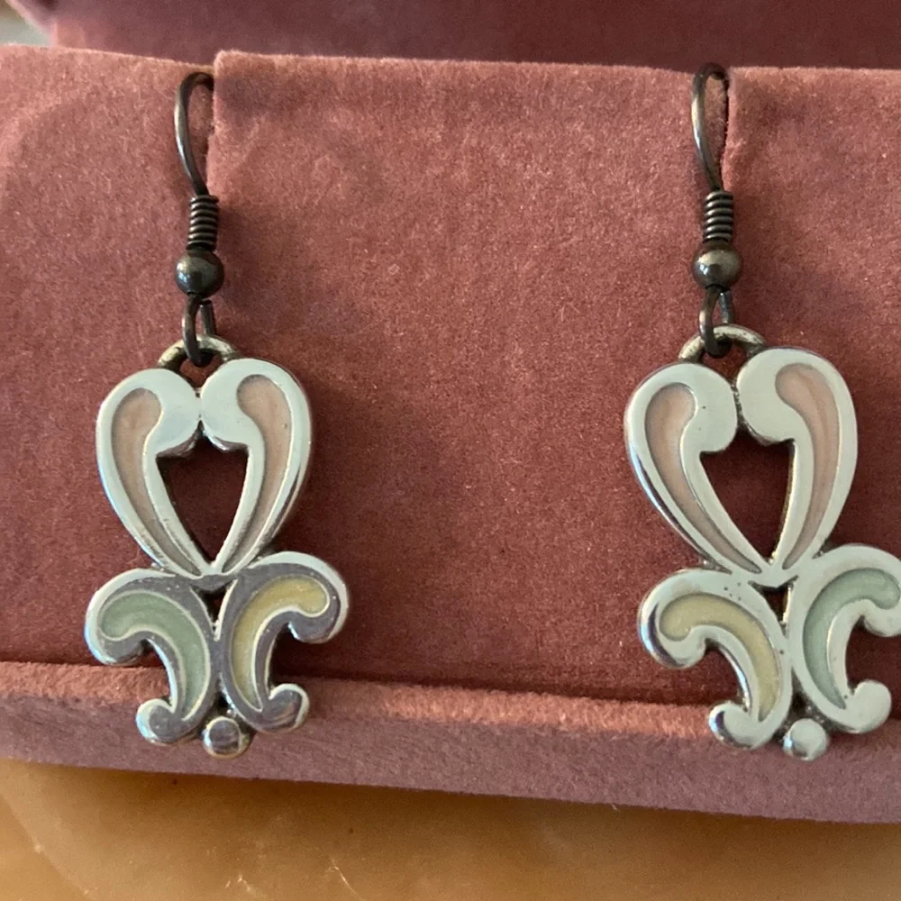 Brighton earrings - Picture 3 of 5